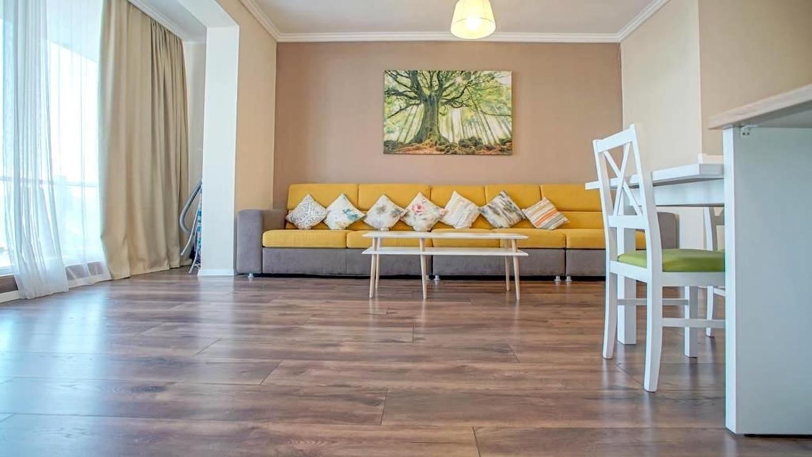 Central Maximus Apartment Brassó Kültér fotó