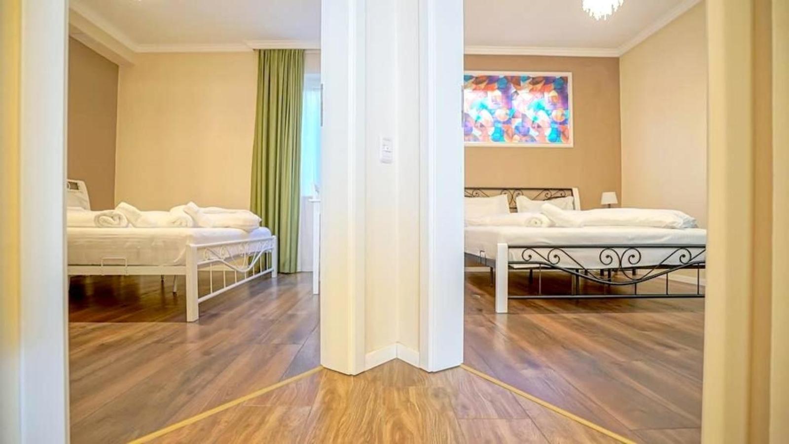 Central Maximus Apartment Brassó Kültér fotó