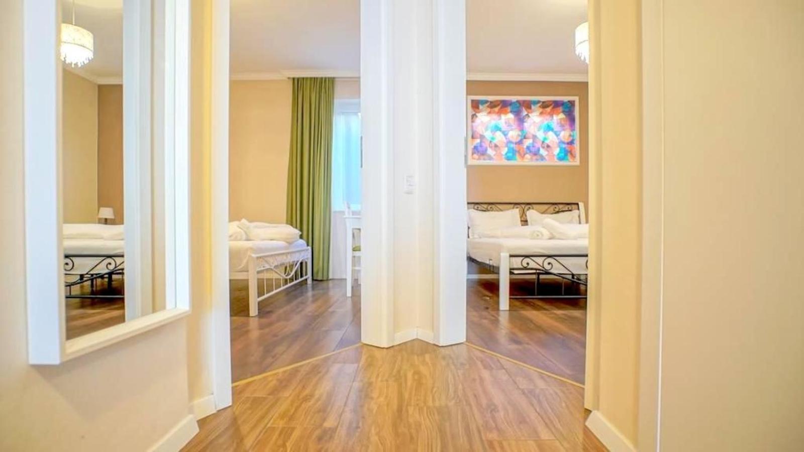 Central Maximus Apartment Brassó Kültér fotó